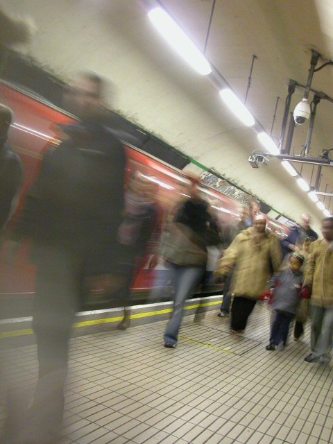 minions || nikon coolpix 5700 | oxford circus station (i think) | forgotten the aperture and shutter speed